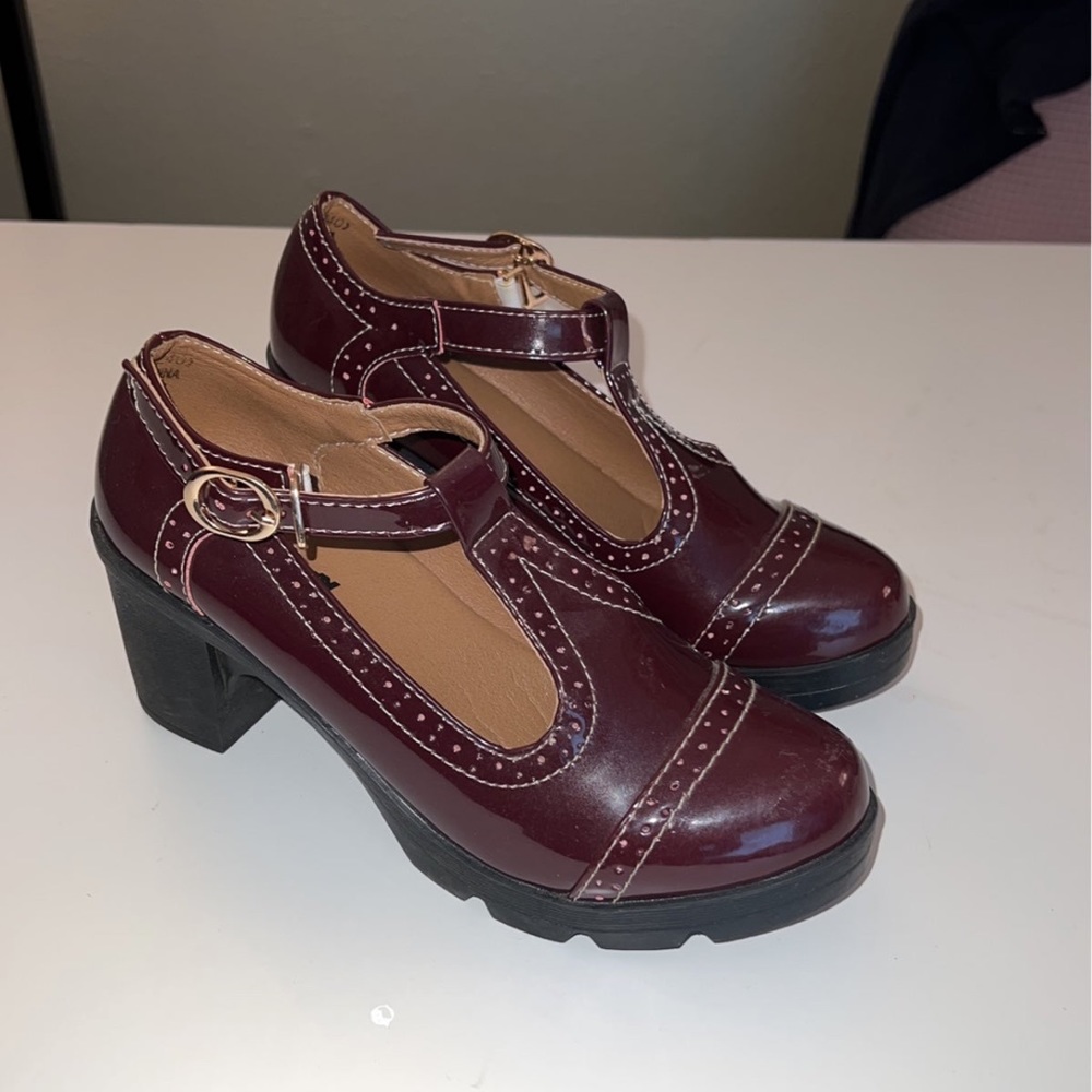 mary jane style maroon heels